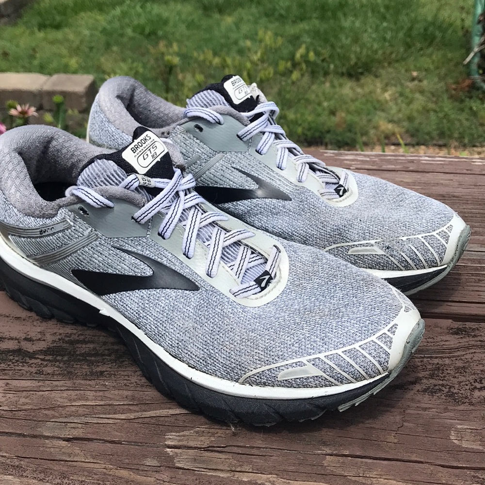 😻5 for $30😻Brooks GTS 18 women’s sneakers